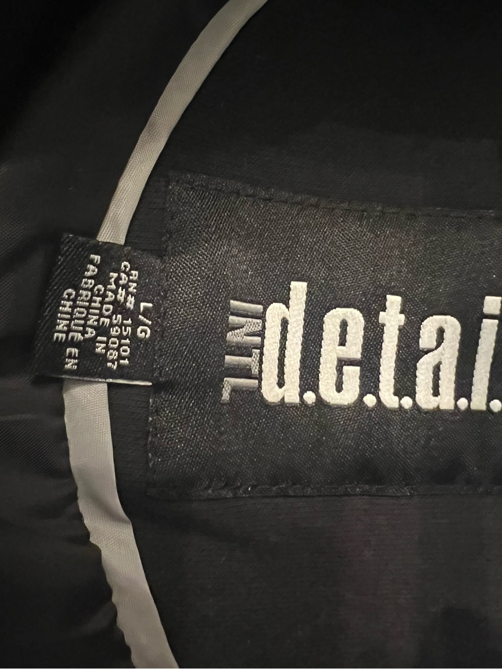 d.e.t.a.i.l.s INT. New women’s black coat in a size large. Scarf as well. - Picture 14 of 15